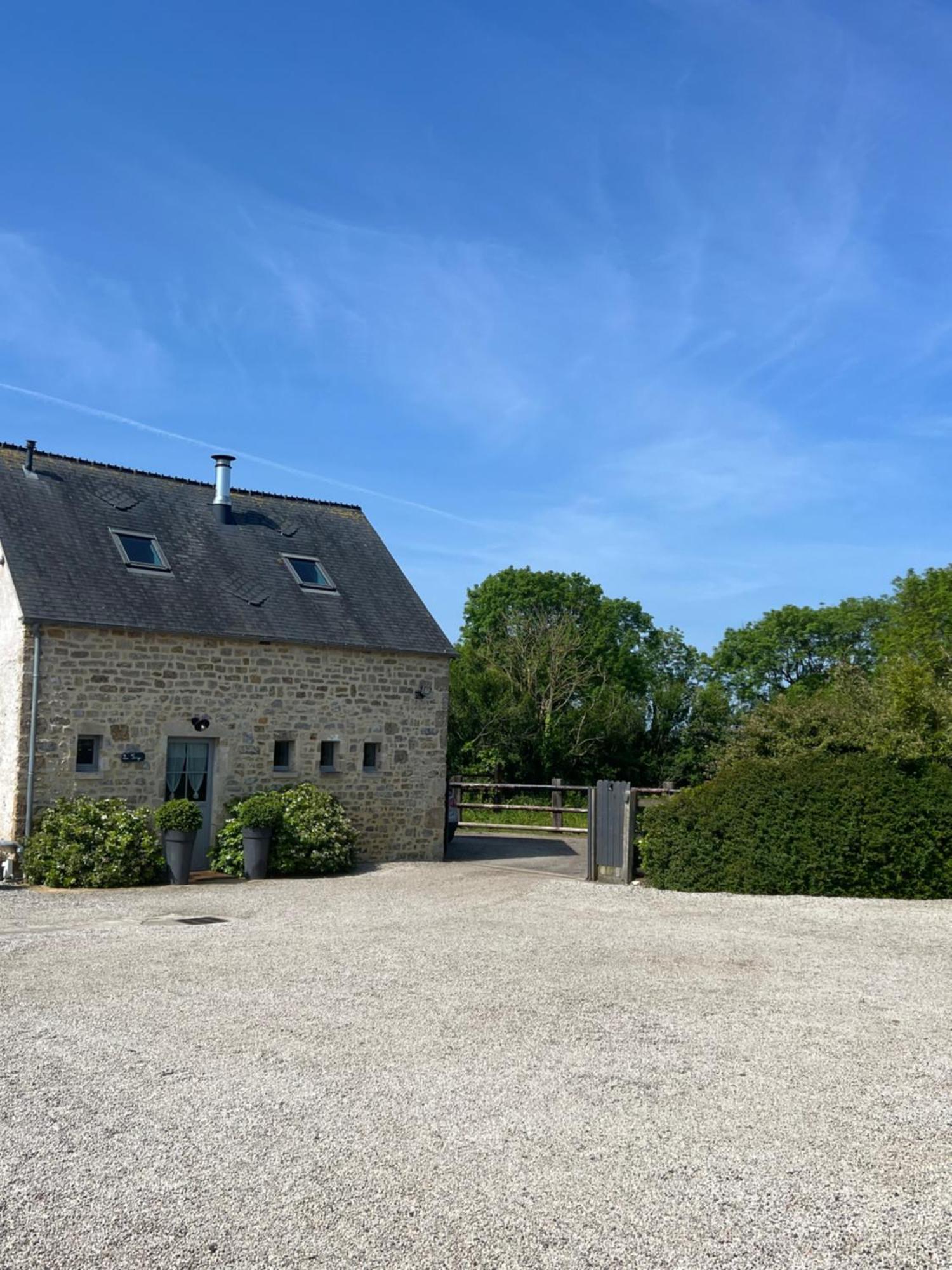La Forge, Gite Familial,A Sainte Mere Eglise 빌라 외부 사진